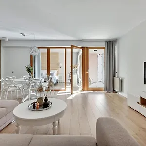 Apartment Aura - Riverside & Parking By Downtown, Danzig