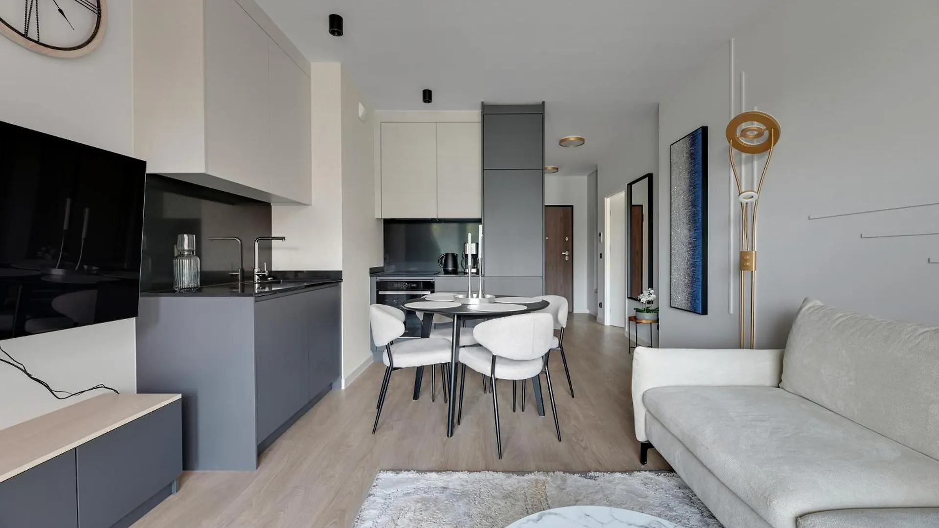 Scala 3 By Grand Apartments グダニスク